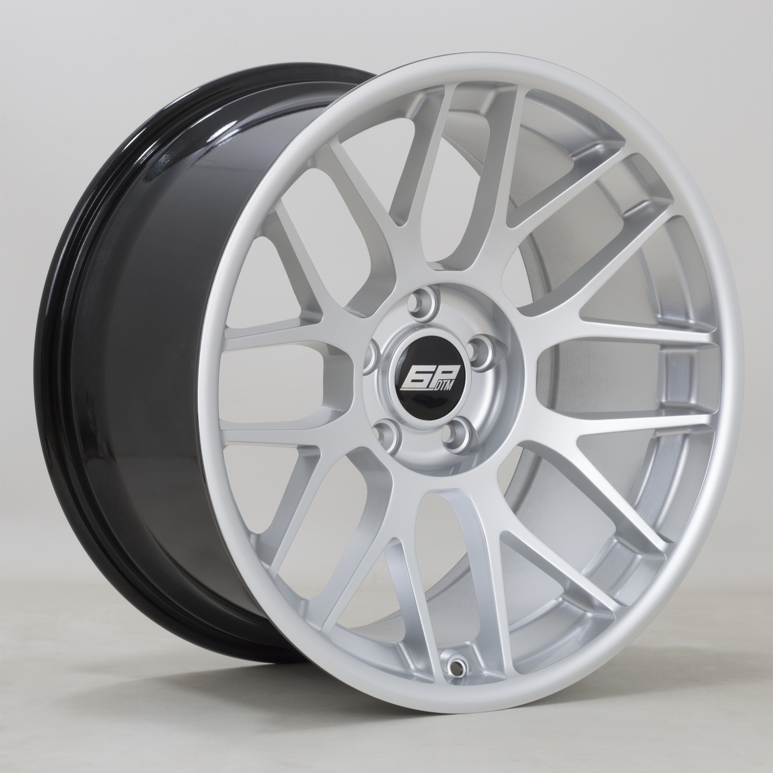 6PERFORMANCE DTM hliníkové disky 10x19 5x120 ET22 HSilver