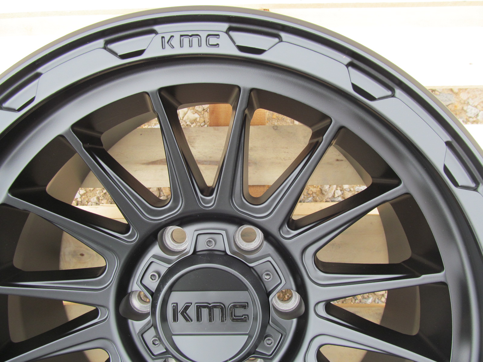 KMC KM452 Impact