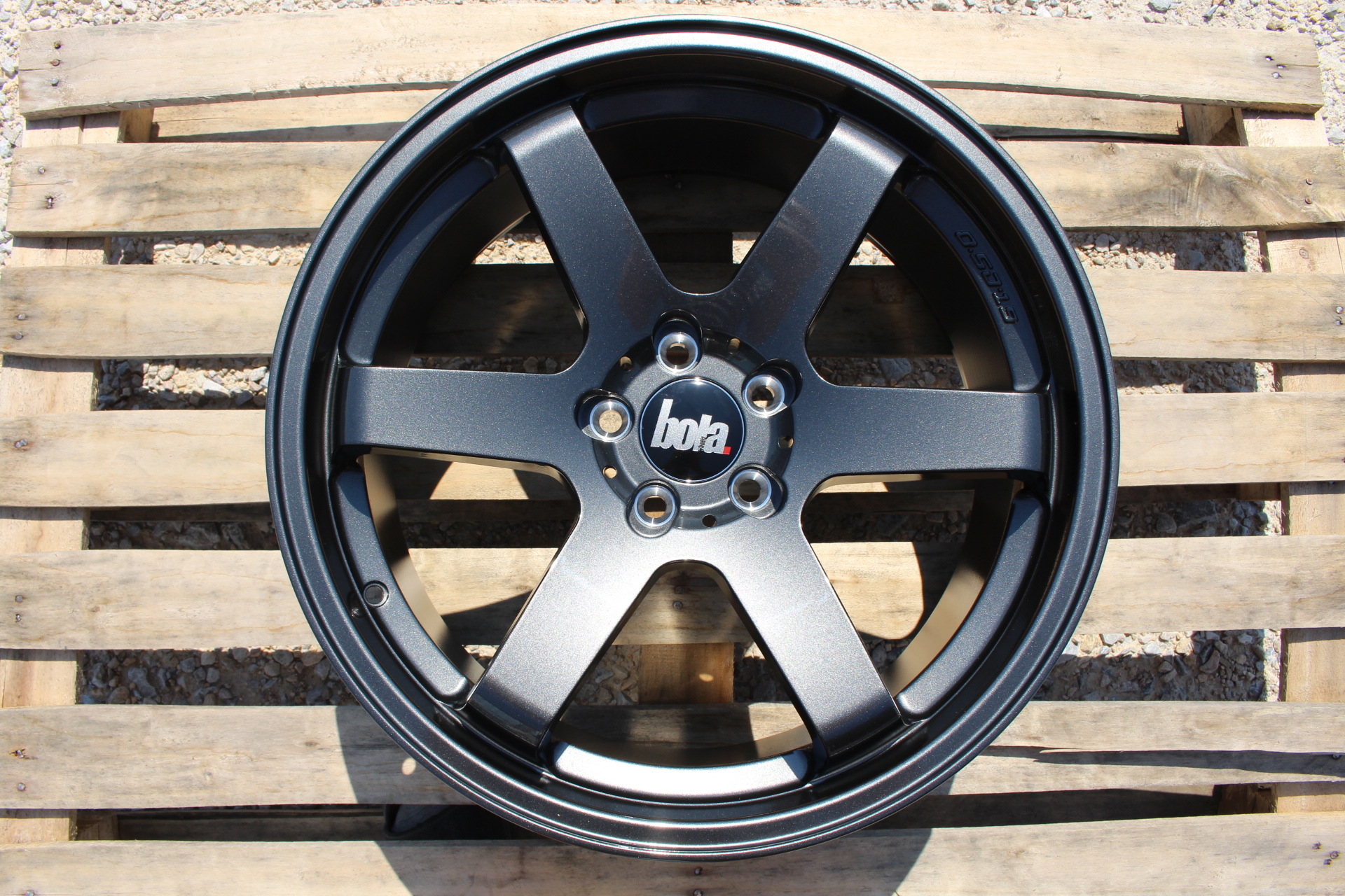 BOLA B1 - klasický disk v dizajne JDM