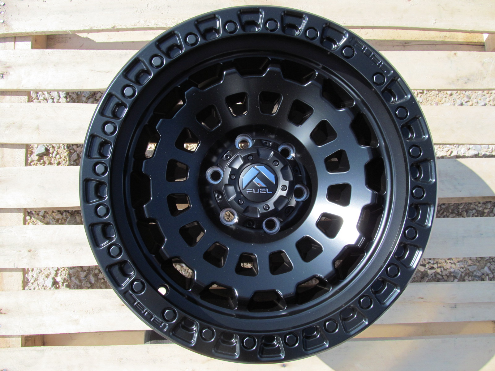 FUEL D633 ZEPHYR - je to ešte vôbec disk?