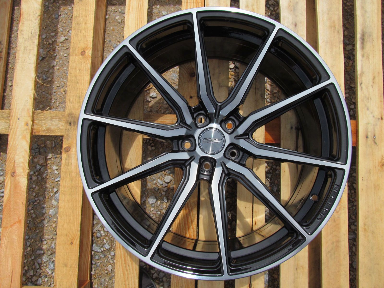 VOSSEN HF3 - kráľ medzi kolesami